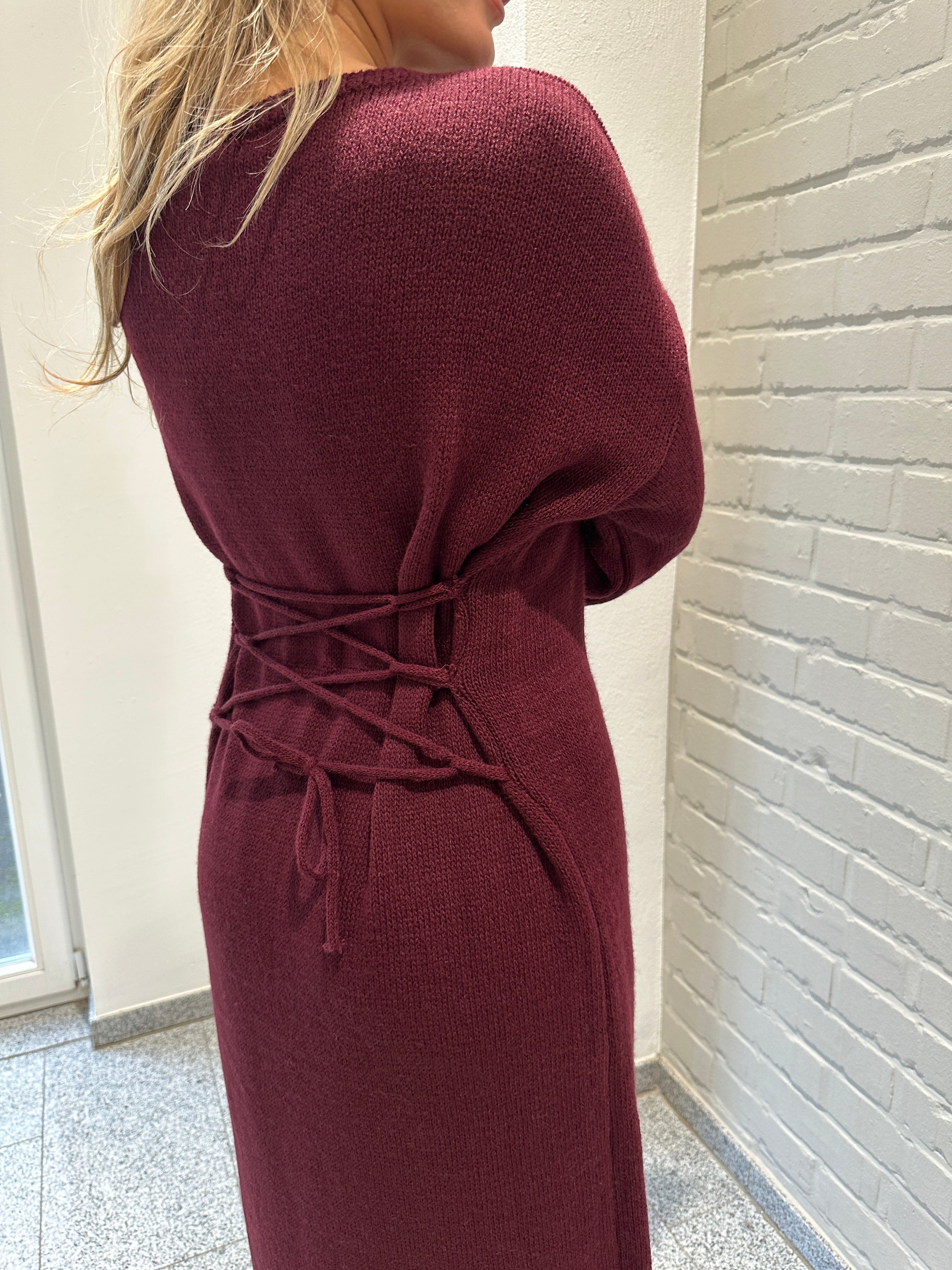 BURGUNDY MAXIDRESS